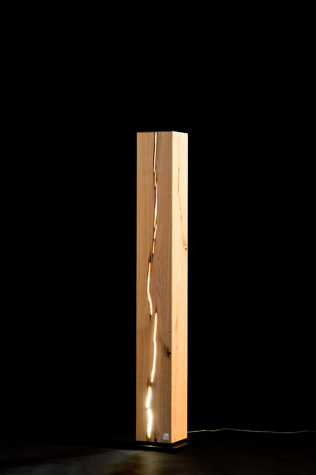 Fiamma Medium - Lampada in Legno da Terra Artigianale